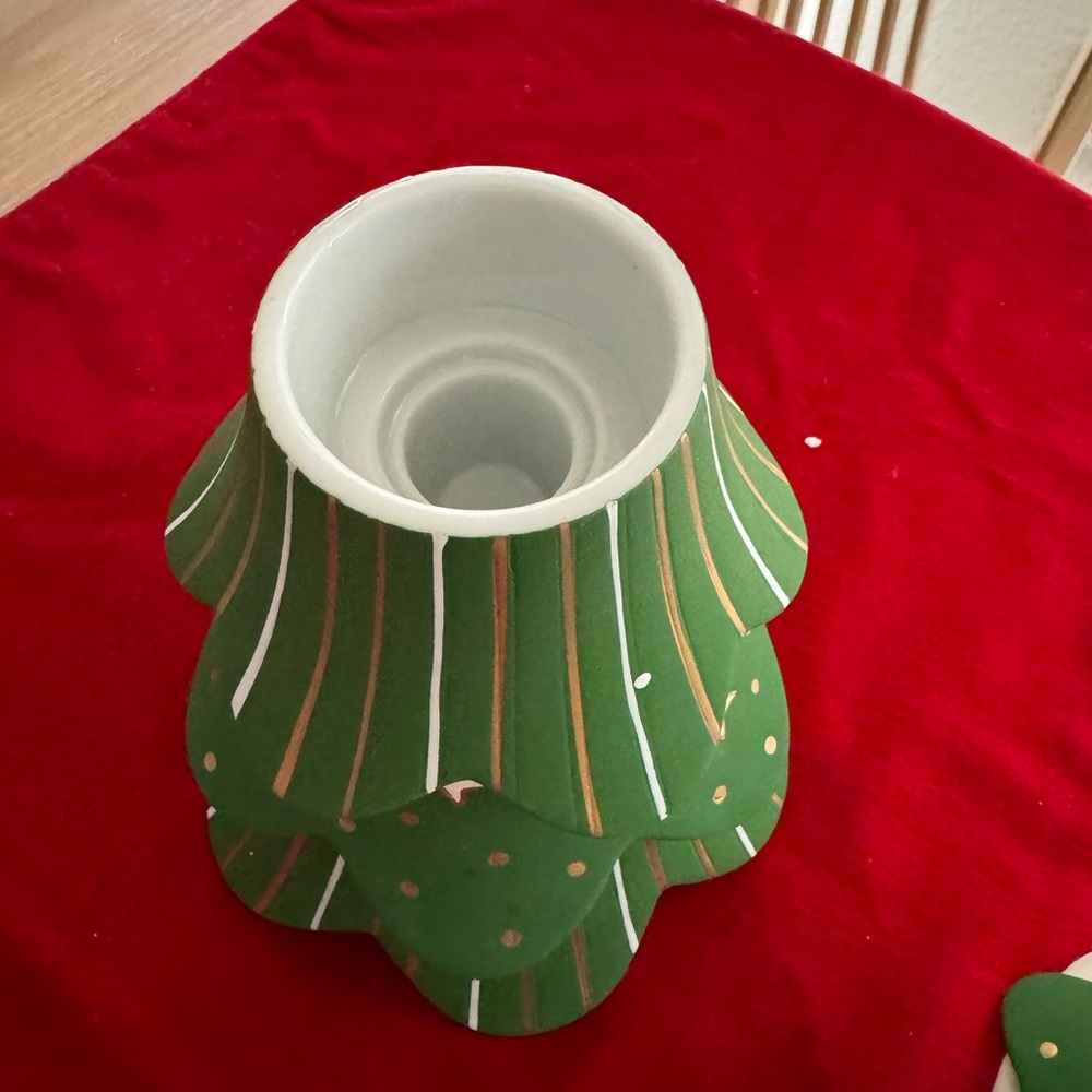 Christmas tree figurine candle holder